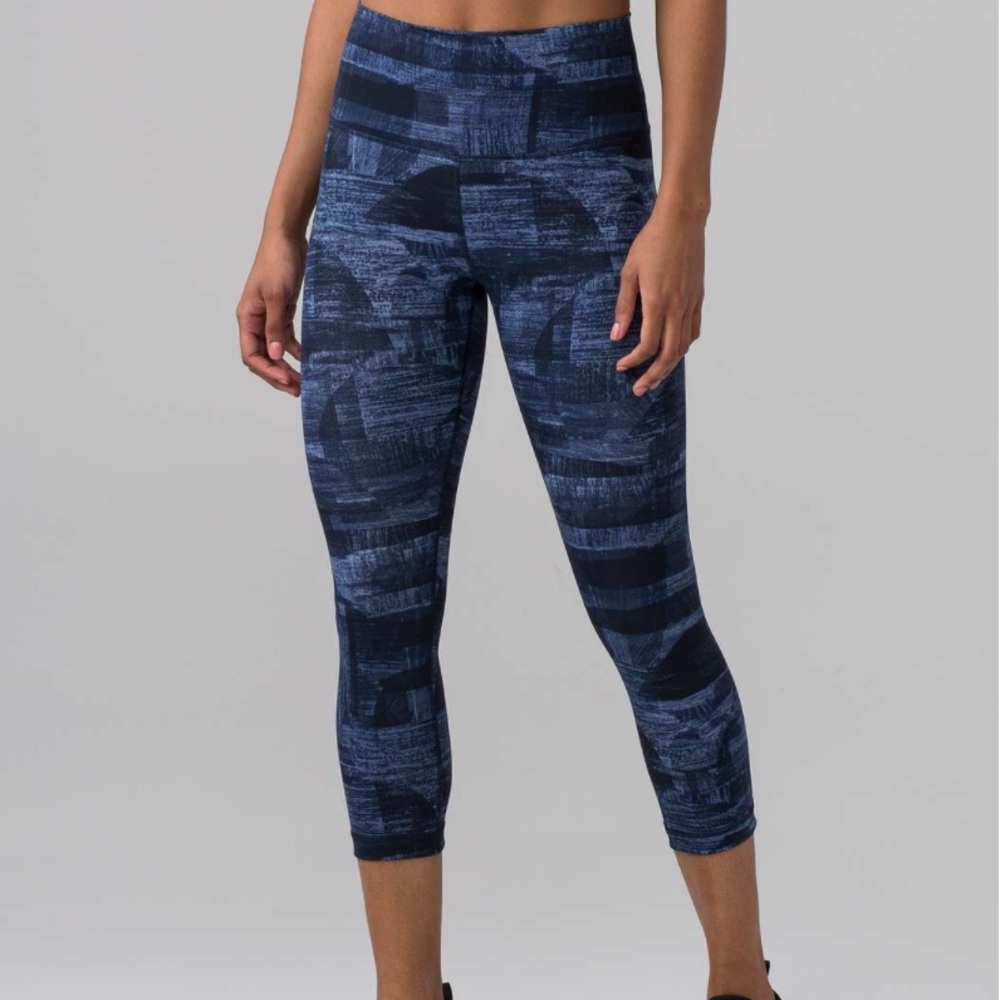 Lululemon Wunder Under Crop Leggings in Transition Multi Midnight Navy